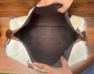 Travel Cowhide Haironกระเป๋าเดินทางกระเป๋าVINTAGEค้างคืนหนังDuffleตั้งแคมป์เดินป่ากระเป๋าHandmadeกระเป๋าวีคเอนด์สําหรับผู้ชายและผู้หญิง - Product Image 6