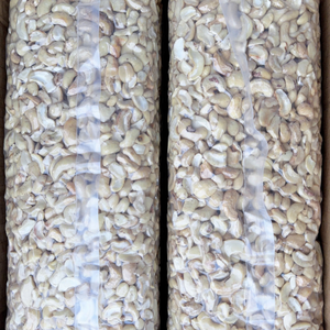 High Quality <b>Nuts</b> <b>Kernels</b> Cashew <b>Nuts</b> Broken WS LP SP BB Cashew <b>Kernel</b> SANTIGO FREE Sample - Product Image 1