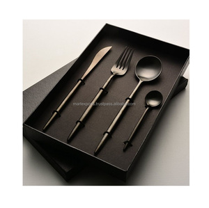 Juego de Cubiertos Contemporáneo de Acero Inoxidable con Pulido Espejo para Hogar, Hotel y Bodas - Cucharas, Tenedores y Cuchillos Premium - Product Image 1