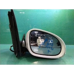 กระจกมองข้างมือสองสำหรับรถกอล์ฟ รุ่นขวา 1K1857508CN - Product Image 1
