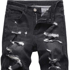 Pantalones Cortos Bermuda de Mezclilla Azul Oscuro para Hombre, Cintura Media, Cierre de Botones, Estilo Casual Desgastado, 100% Algodón Tejido - Product Image 1