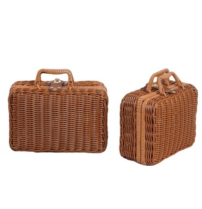 Postman Rattan <b>Straw</b> Perfect for Summer Customized Ladies Shoulder <b>Straw</b> Hand <b>Bags</b> Wholesale Products - Product Image 1
