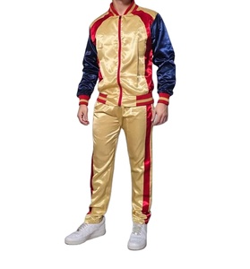 Conjunto Deportivo de Dos Piezas en Satén Brillante Rojo Dorado con Franjas Laterales para Hombre y Mujer, Ideal para Ropa Casual y a la Moda - Product Image 3