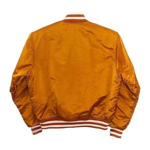 Veste universitaire en satin personnalisée de qualité supérieure, doublée de soie, avec veste en satin personnalisée en polyester épais de couleur unie pour homme - Product Image 5