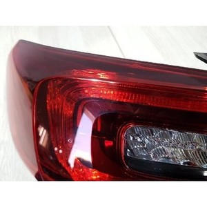 Luz Trasera Izquierda Usada OEM 265559888R para Talisman Estate 2015-2018 - Product Image 5