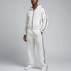 Ensemble survêtement coupe-vent personnalisé pour homme – Veste et pantalon en nylon – Survêtements coupe-vent pour hommes - Product Image 3