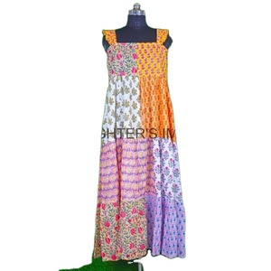 Robe légère mi-longue pour femme en coton patchwork et dentelle, motif floral vintage imprimé à la main, style bohème gypsy hippie - Product Image 3