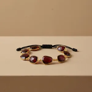 Pulsera de Eslabones Chapada en Oro con Granate Engastado para Mujer, Joyería de Moda con Gema Elegante - Product Image 4