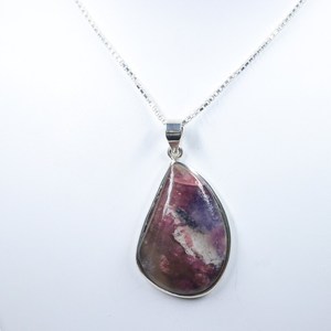 จี้เงินแท้ประดับรูเบลไลต์ทำมือสไตล์วินเทจจาก NIKHIL GEMS พร้อมใบรับรองจากผู้ตรวจสอบอิสระ เหมาะสำหรับเป็นของขวัญ - Product Image 4