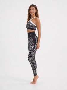 Ensemble de yoga pour femmes, collection 2026, style unique et très tendance, best-seller, au meilleur prix de gros - Product Image 6