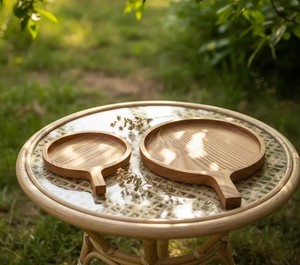 Planche à découper ronde en bois gravée au laser avec guide pour tranches de pizza, idéale pour les restaurants (OEM) - Product Image 5