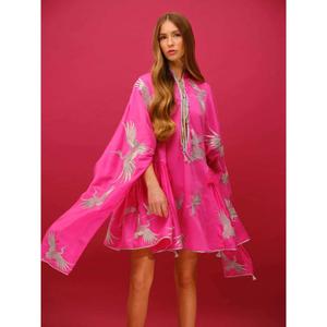 Robe longue ample et fluide en coton brodé style bohème pour femme, couleur rose, col en V, avec franges et liens à nouer - Product Image 1