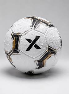 Ballon de football personnalisé résistant à l'eau |   Blanc Noir Or |   Logo X |   Fabricant OEM ODM |   Design haut de gamme |   Qualité supérieure - Product Image 2