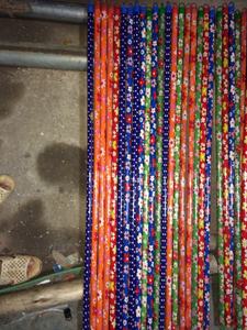 Palo de escoba de madera de grado de madera de eucalipto con revestimiento de PVC de color grueso y tapa del mismo color Escobas y recogedores de Vietnam - Product Image 4