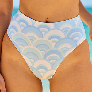 Ensemble de bikini sublimé pour femme de qualité supérieure, confortable, respirant, à prix abordable, très demandé pour adultes - Product Image 4