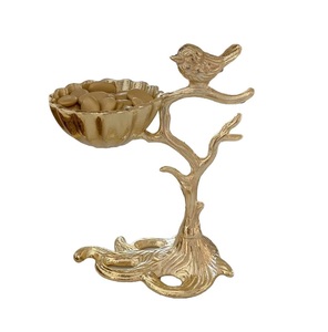 Centro de Mesa Decorativo de Metal para Decoración de Mesa de Aniversario con Elegante Estilo Artesanal - Product Image 1