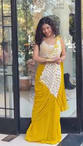 Conjunto de Saree Listo para Usar con Lentejuelas Bordadas de Primera Calidad – Ropa Étnica Moderna - Product Image 2