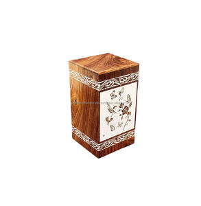 Dernières urnes de crémation en gros en bois massif Design de fantaisie en bois pur Style luxueux de haute qualité - Product Image 2