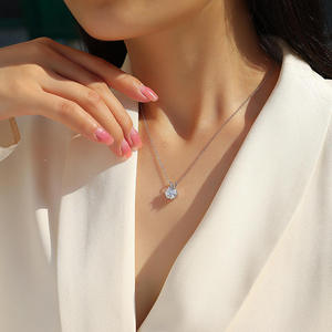 สร้อยคอทองคำแท้ 18K 14K 10K ประดับเพชร CVD แล็บโกรว์ ทรงหกหนามเตย พร้อมใบรับรอง IGI เพชรสังเคราะห์สำหรับผู้หญิง ขายส่ง - Product Image 1