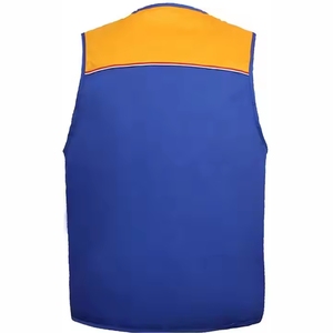 Men's Gray Multi Pocket <b>Utility</b> <b>Vest</b> With Zipper Closure Breathable Casual Outerwear V-neck Design For Spring Wear 2026 - Product Image 4
