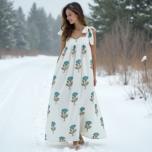 Maxi vestido bohemio blanco sin mangas con vides de menta azul y pajaritas al hombro forro informal - Product Image 5