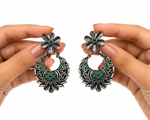 Boucles d'oreilles pendantes classiques en argent oxydé motif fleur, onyx, bijoux traditionnels pour femmes, vente en gros directe usine - Product Image 3