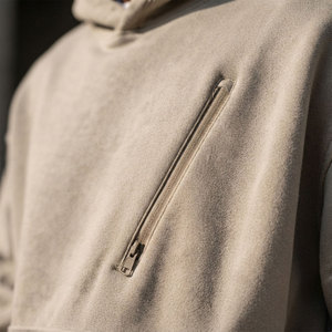 Sweat à capuche épais 450 GSM pour homme, en molleton structuré, à manches longues, style urbain moderne, tissu robuste - Product Image 3