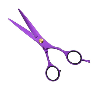 Ciseaux de barbier professionnels faits à la main en acier inoxydable pour droitiers, 6,0 pouces, ultra-affûtés, pour une coupe de précision en salon - Product Image 1