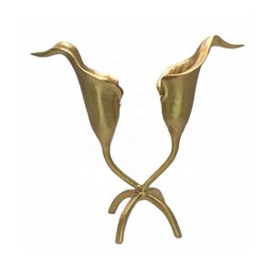 Bougeoir Vintage en Aluminium Solide de Cerf avec Finition en Laiton Plaqué Salon Table Diwali Occasion Festive Décoration de la Maison - Product Image 3