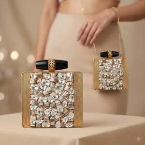 Wholesale Fashion Classic Casual Mini Mother of Pearl Clutch Bag with Magnetic Closure for Women Evening Party Wedding - Product Image 3