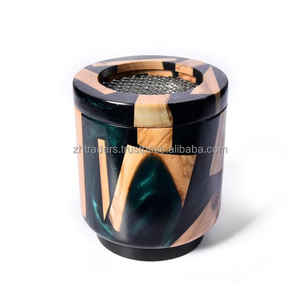 Brûleur de Bakhoor en Résine et Bois Contemporain, Porte-Encens Fait Main pour Cadeaux Arabes, Décoration du Ramadan et Intérieur - Product Image 2