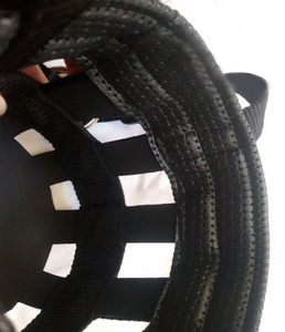 Muselière pour cheval réglable et durable avec tissu léger et respirant, idéale pour le contrôle du pâturage et le confort - Product Image 2