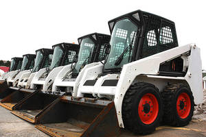 Minicargadora de orugas Kubota D1105 diésel hidráulica de 360kg, 390kg, 460kg, 750kg, 800kg con accesorios forestales - Product Image 6