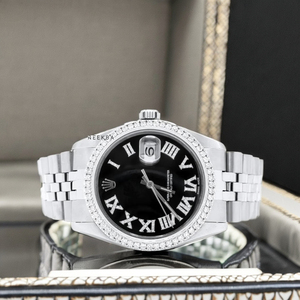 Montre ronde à cadran noir-Montre analogique VVS Moissanite qui passe le testeur de diamants, fabriquée à la main par des artisans indiens hautement qualifiés - Product Image 2