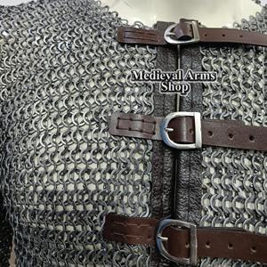 Demi-chemise en maille artisanale en acier doux à manches longues, anneaux rivetés plats, pour armure de chevalier, cosplay et reconstitution historique - Product Image 5