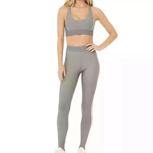 Conjunto Deportivo de Secado Rápido Personalizado para Actividades al Aire Libre, Color Sólido, Cómodo, Corte Ajustado, Conjunto de Yoga de 2 Piezas para Mujer, Spandex/Nailon - Product Image 5