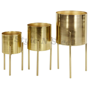 Jardinière d'intérieur classique en fer thermolaqué, durable et polyvalente, avec drainage pour la décoration - Product Image 4