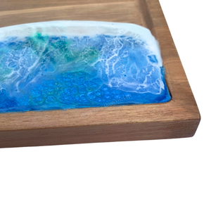 Planche à découper en bois rectangulaire en bois naturel avec incrustation de résine rouge, design de poignée, bloc de cuisine - Product Image 5