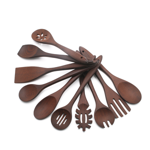 Juego de cubiertos de madera de acacia, mango, pino, madera roja y otras maderas disponibles con diseño personalizado por M.I.G. EXPORTACIONES. - Product Image 5