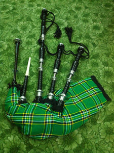 Bagpipes écossais professionnels Highland de qualité supérieure, finition naturelle et noire, avec montures en argent massif, faible MOQ - Product Image 3