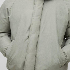 Veste matelassée à capuche pour homme, personnalisable, en gros, avec fermeture éclair sur le devant, extrêmement chaude en hiver - Product Image 2