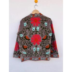 Chaqueta Reversible Boho Suzani de Otoño, Terciopelo de Algodón, Bordada, Kimono, Abrigo Artesanal, Ropa Exterior Colorida para Festivales, Floral - Product Image 5