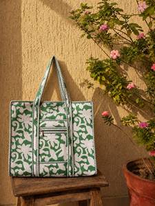 Sac fourre-tout matelassé en coton imprimé à la main pour femme, tendance, lavable, magnifique accessoire de shopping - Product Image 4