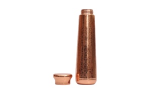 Premium Hand-Engraved <b>Copper</b> <b>Drinking</b> <b>Bottle</b> Traditional Indian Floral Art 1L Water Flask - Seamless Leak-Proof Design for Home - Product Image 3