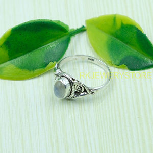 Bague en argent sterling 925 avec pierre de lune arc-en-ciel feu bleu, design artisanal, bijoux en pierre de lune, cadeau de Noël, cadeau d'anniversaire - Product Image 3