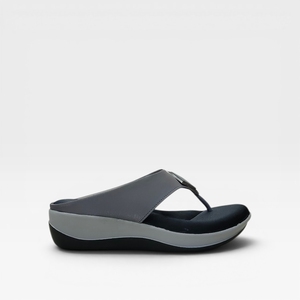 Chaussons compensés élégants et confortables pour femmes, tongs tendance à coussinets souples, antidérapants, légers, pour usage quotidien intérieur et extérieur - Product Image 3