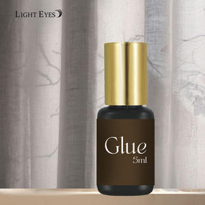 Adhésif pour extensions de cils de haute qualité, étiquette privée OEM pour les techniciennes de salon de beauté - Product Image 1