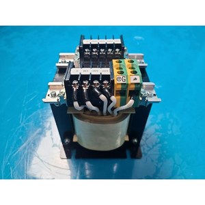 Transformateur d'isolement de puissance FuKuda Electric Works T-58468-M, utilisé comme pièce détachée pour équipement semi-conducteur d'époque - Product Image 5