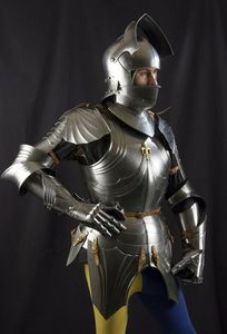 Armure complète en métal artisanale de marque privée, inspirée de la guerre médiévale, pour collection, exposition et usage éducatif - Product Image 4