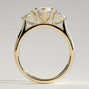 Anillo de Compromiso con Diamante Cultivado en Laboratorio de Corte Cojín de 2 Quilates y Tres Piedras, Oro Sólido de 14K, Certificado IGI, Regalo de Lujo para Boda y Aniversario - Product Image 4
